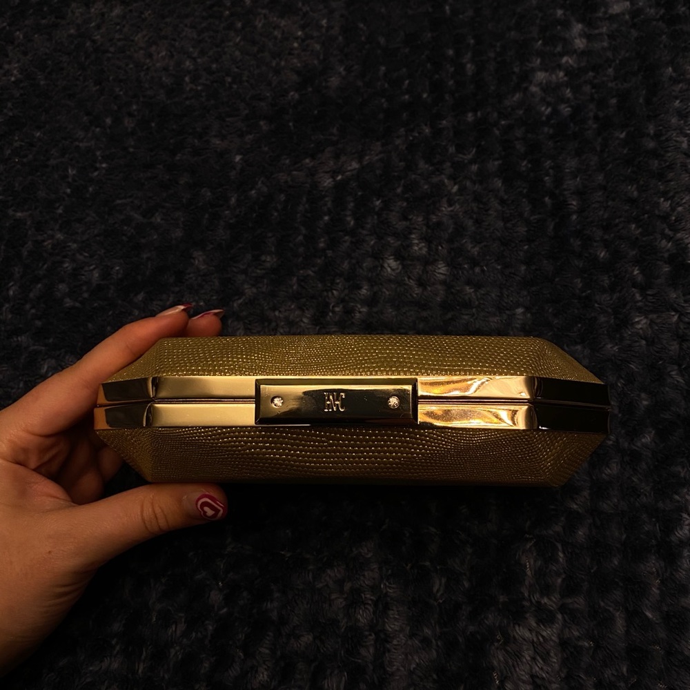 INC Clutch - Picture 5 of 5
